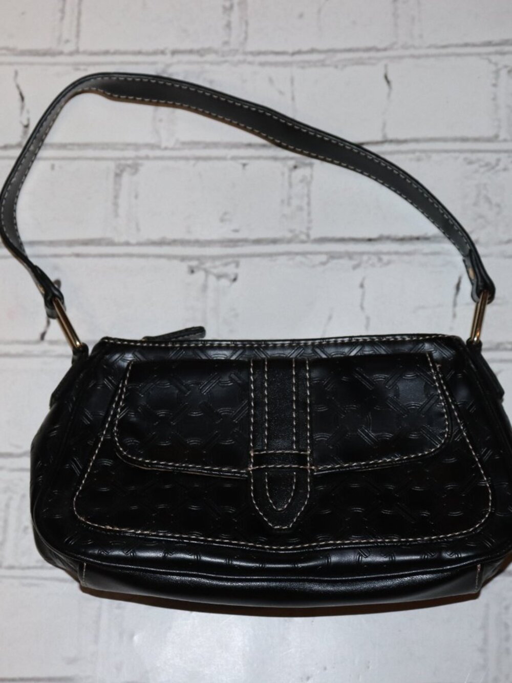 🖤 Villager Black Mini Handbag · 4" x 10" Textured pattern · Contrast stitching